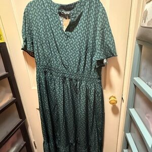Bloomchic Patterned Short-Sleeve Maxi Dress